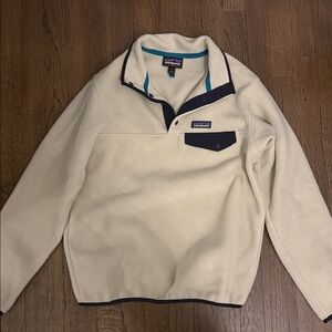 Like New Patagonia Ivory Synchilla Pullover size small